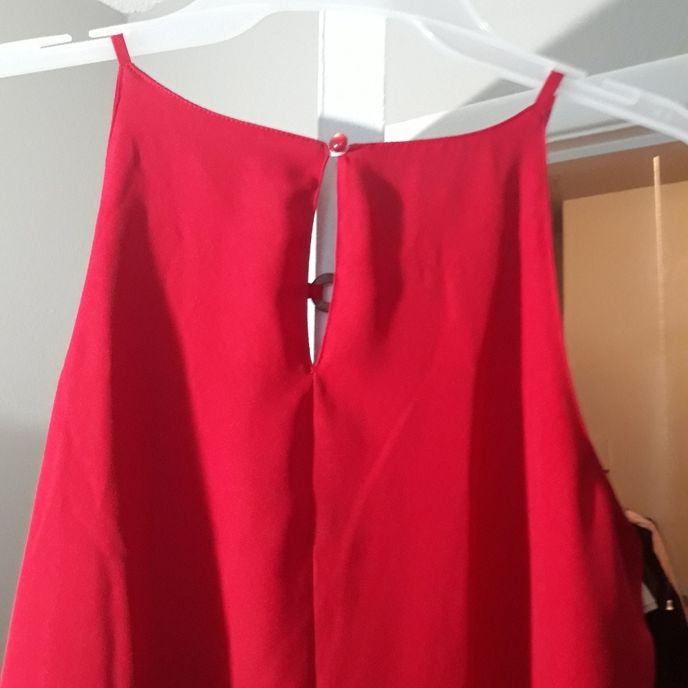 Sassy fire red cami
